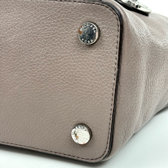 Michael Kors Mauve Gray Pebbled Leather Tote Bag in good condition. - Picture 8 of 16
